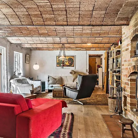 Beautiful In With Wifi Holiday home